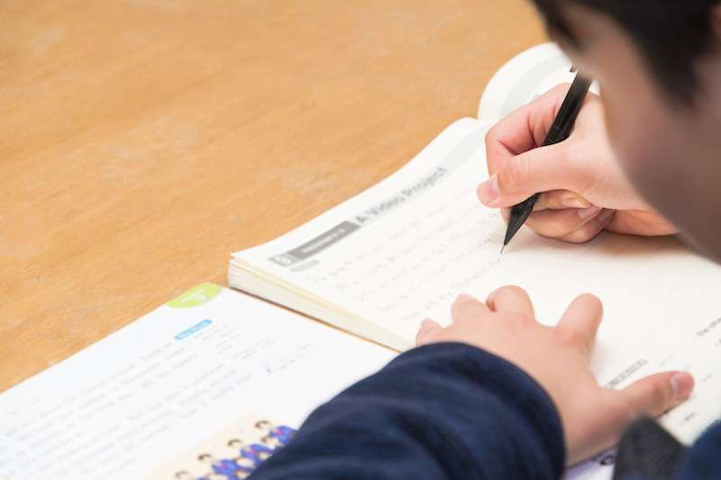 倉敷市 塾 AEI若竹塾:推薦で大学合格した生徒が遊びに来てくれました。